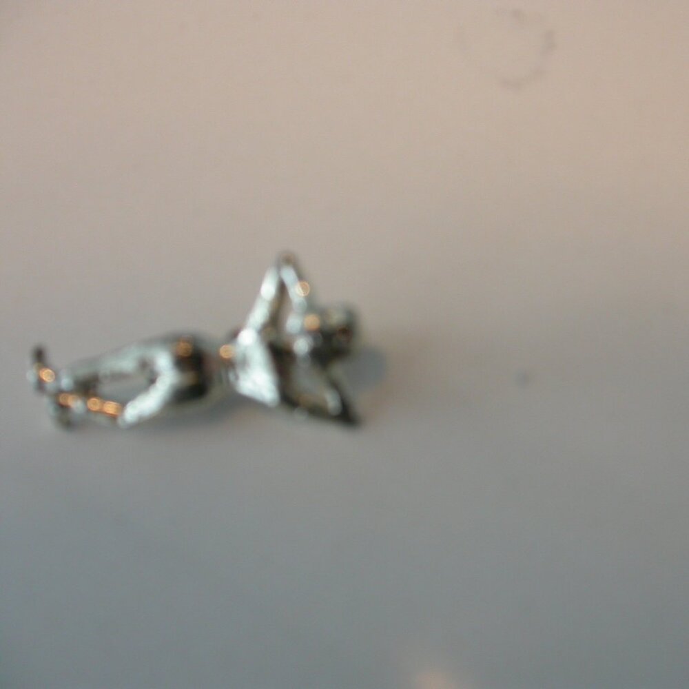 Pin - Picture 4 of 4